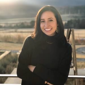 Meet your Posher, Julia